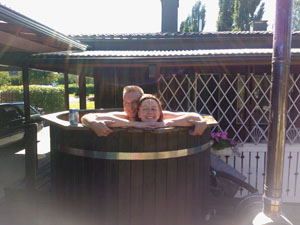 kylpytynnyri vuokraus kruunaa romanttisen hääpäivän